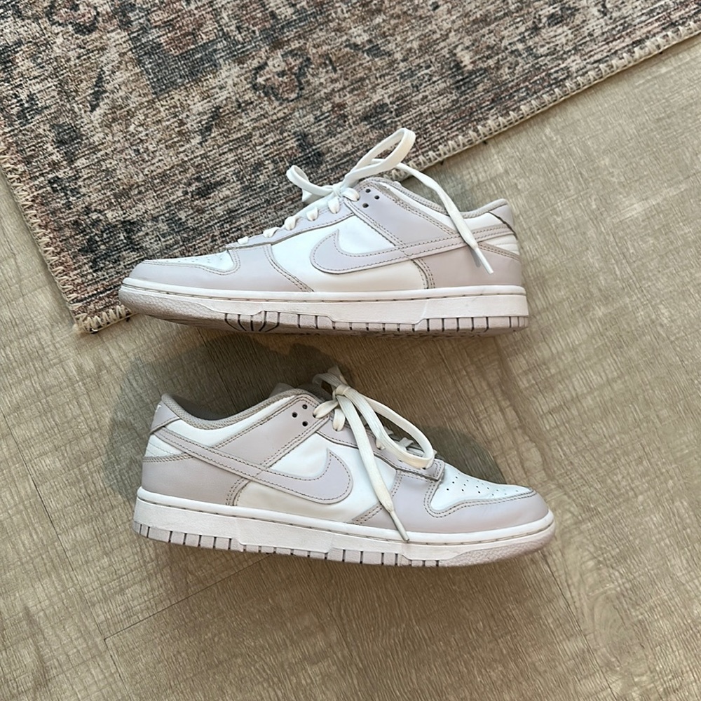 Nike women’s dunks ‘Venice’ size 9